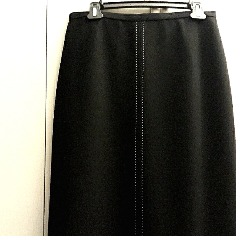 Like new! Dark Black Maxi Skirt  Fully Lined w/Kick Pleat. Zipper 1.